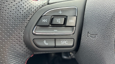 MG HS 1.5 T-GDI Trophy 5dr DCT Petrol Hatchback
